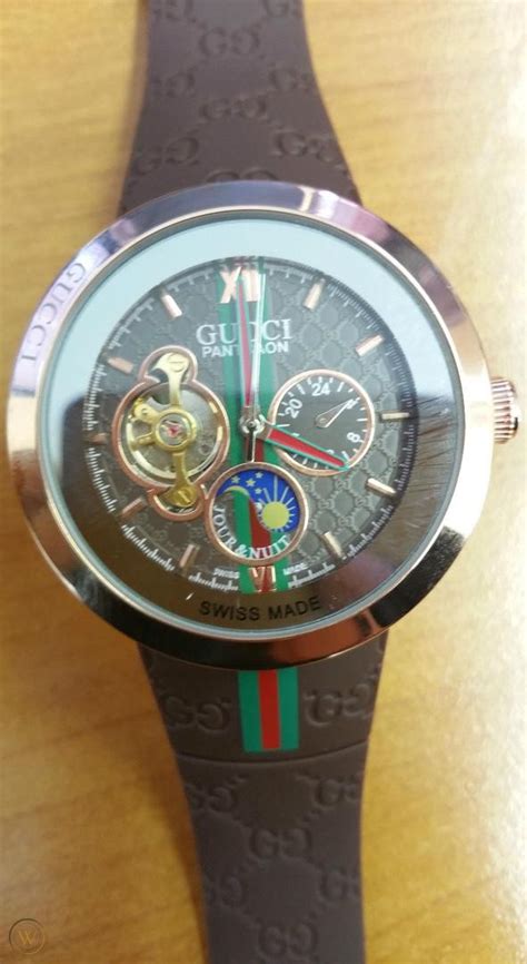 GUCCI PANTCOAN WATCH SERIAL: 11912656 .